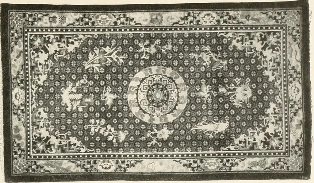 An illustration from Illustrated catalogue of the remarkable collection of ancient Chinese bronzes, beautiful old porcelains, amber and stone carvings, sumptuous eighteenth century brocades, interesting old paintings on glas and fine old carpets, rugs and furniture, from ancient palaces and temples of China comprising the private collection of a Chinese nobleman of Tien-Tsin, 1914, leaf 282