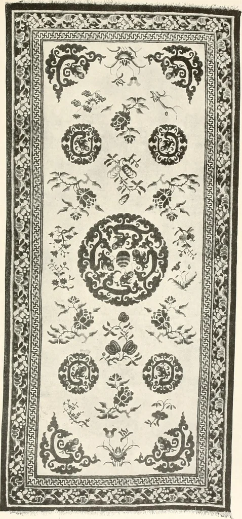 An illustration from Illustrated catalogue of the remarkable collection of ancient Chinese bronzes, beautiful old porcelains, amber and stone carvings, sumptuous eighteenth century brocades, interesting old paintings on glas and fine old carpets, rugs and furniture, from ancient palaces and temples of China comprising the private collection of a Chinese nobleman of Tien-Tsin, 1914, leaf 284