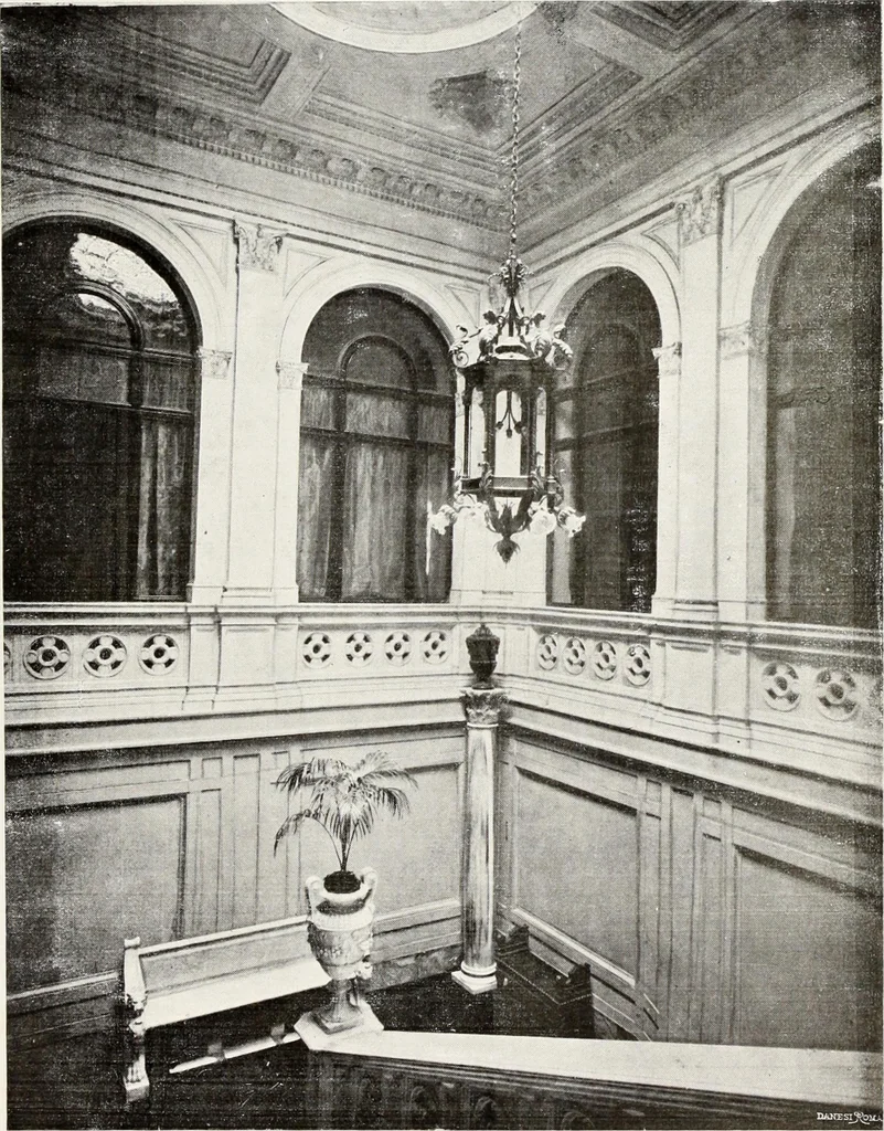 An illustration from Il Palazzo Vidoni in Roma appartenente al conte Filippo Vitali : monografia storica con illustrazioni, 1905, leaf 76