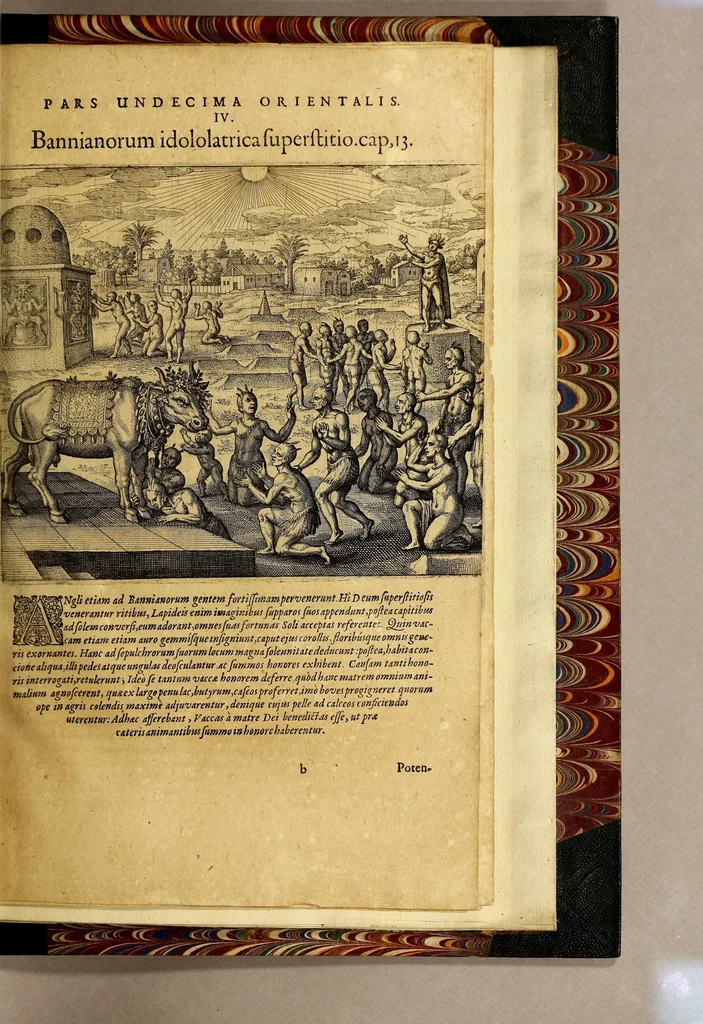 An illustration from Indiae Orientalis pars vndecima, : quâ continetur I. Duarum navigationum, quas jussu Emanuelis Portugalliae regis in Indiam Orientalem Ann. 1501. Dn. Americus Vesputius instituit, historia. II. Vera atque hactenus inaudita Angli cujusdam relatio, qui nave quadam, cui Ascenionis nomen, in extremam Indiae Orientalis oram Cambajam vectus, ac naufragium ibidem passus, postea quàm plurimas nobis incognitas regiones, amplissimasq[ue] urbes peragravit, ińque iis multa lectu auditúque jucunda observavit. III. Descriptio regionis Spitzbergae additâ simul relatione in juriarum, quas Ann. 1613. alii piscatores ab Anglis perpessi sunt: & protestatione contra Anglos, qui sibi folis omne jus in istam regionem vendicarunt. Nunc primum Latio donata, atq[ue] elegantissimè in aes incisis imaginibus illustratae., 1619, leaf 77
