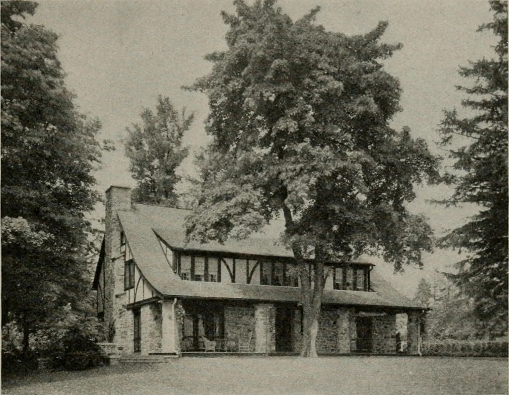 An illustration from Inexpensive homes of individuality : being a collection of photographs and floor plans illustrating certain of America's best country and suburban homes of moderate size, 1911, leaf 10