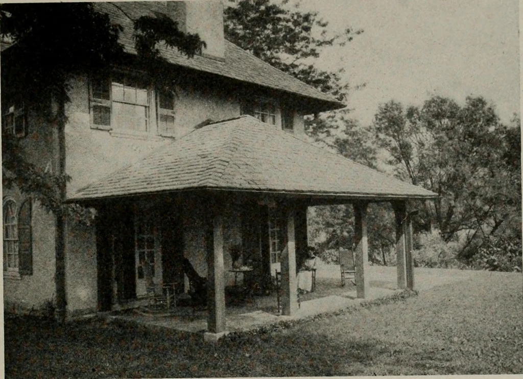An illustration from Inexpensive homes of individuality : being a collection of photographs and floor plans illustrating certain of America's best country and suburban homes of moderate size, 1911, leaf 60