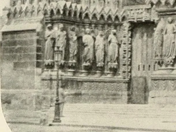 An illustration from The interdependence of the arts of design; a series of six lectures delivered at the Art Institute of Chicago, being the Scammon lectures for 1904, 1905, leaf 212