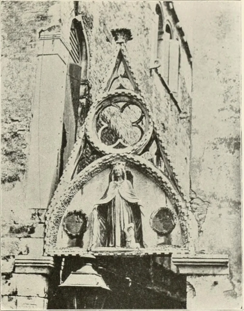 An illustration from The interdependence of the arts of design; a series of six lectures delivered at the Art Institute of Chicago, being the Scammon lectures for 1904, 1905, leaf 222