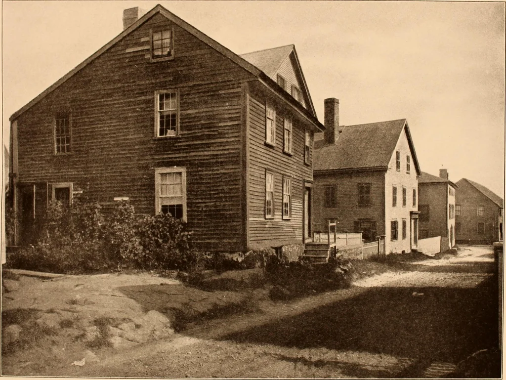 An illustration from Interesting houses of New England, from original photographs, 1915, leaf 110