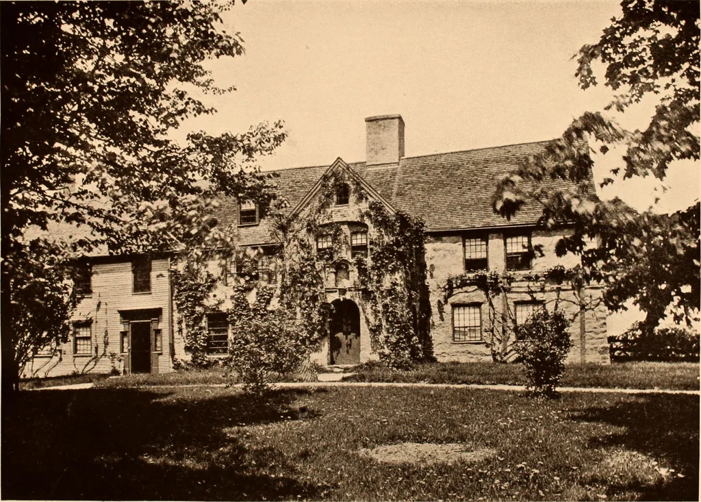 An illustration from Interesting houses of New England, from original photographs, 1915, leaf 12