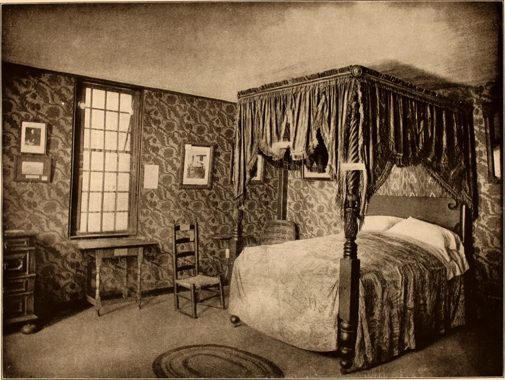 An illustration from Interesting houses of New England, from original photographs, 1915, leaf 36