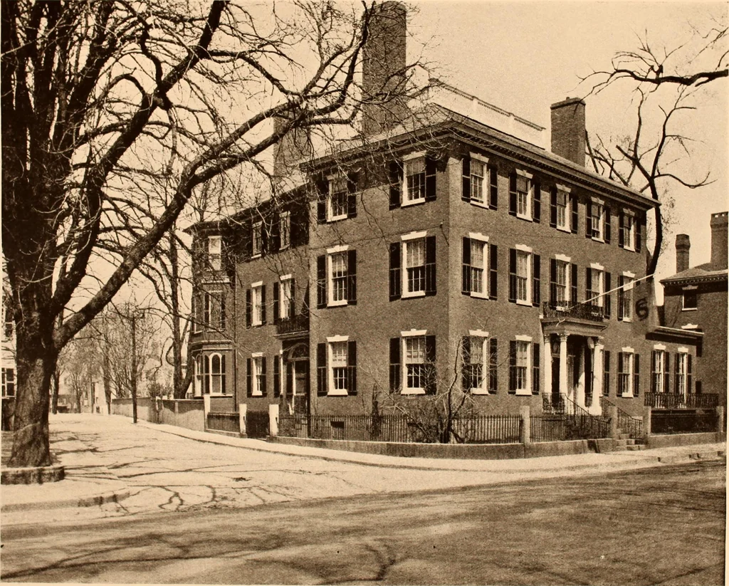 An illustration from Interesting houses of New England, from original photographs, 1915, leaf 48