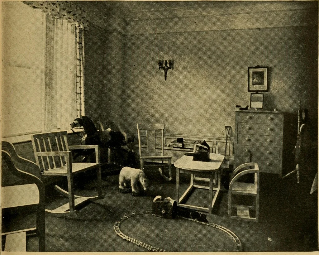 An illustration from Interior decoration for the small home, 1917, leaf 146