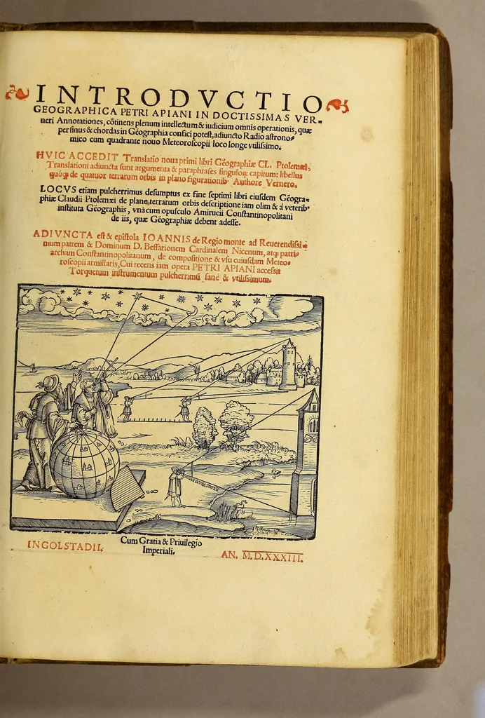 An illustration from Introductio geographica Petri Apiani in doctissimas Verneri annotationes, co[n]tinens plenum intellectum [et] iudicium omnis operationis, quæ per sinus [et] chordas in géographia confici potest, adiuncto radio astronomico cum quadrante nouo meteoroscopii loco longe vitilissimo. : Huic accedit translatio noua primi libri Géographiæ Cl. Ptolemæi ., 1533, leaf 5