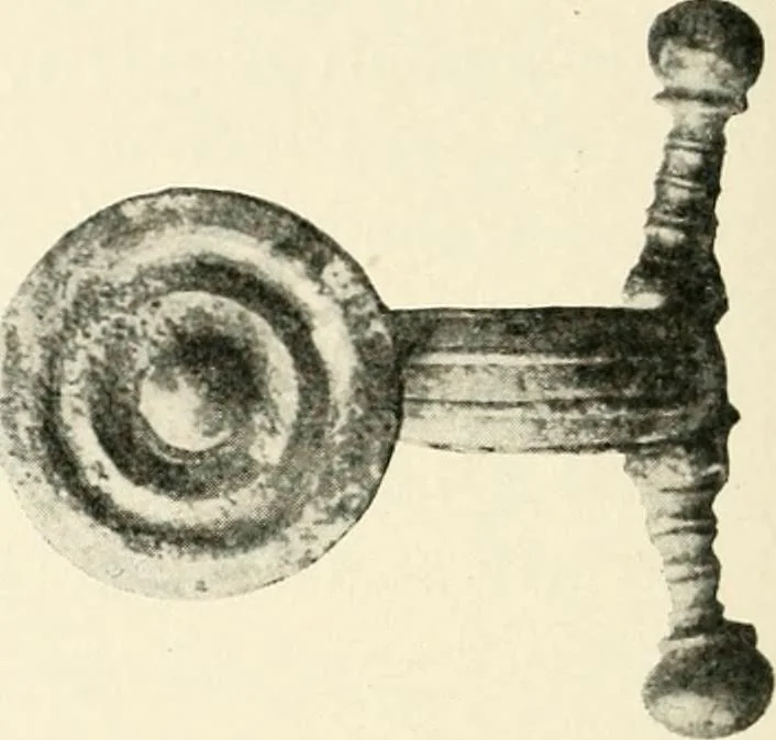 An illustration from An introduction to the study of prehistoric art, 1915, leaf 363