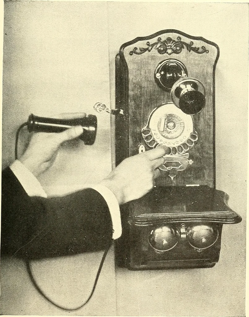 An illustration from Inventors at work, with chapters on discovery, 1906, leaf 392