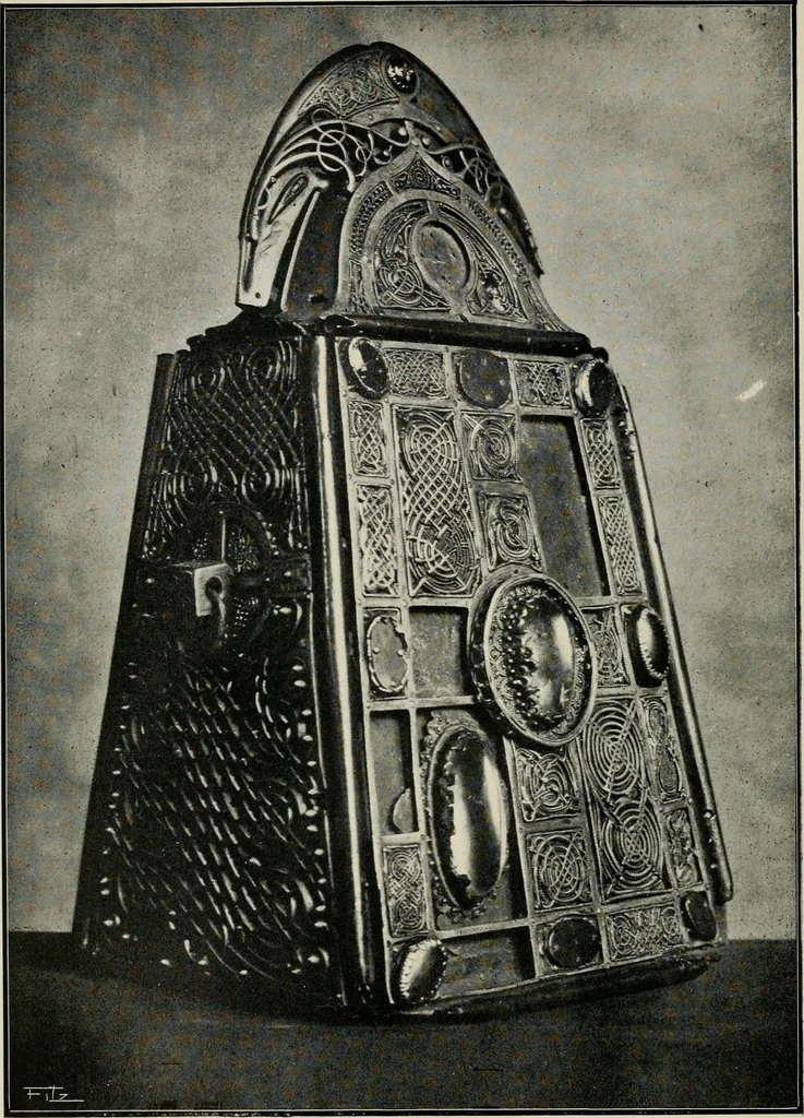 An illustration from Ireland; industrial and agricultural, 1902, leaf 371
