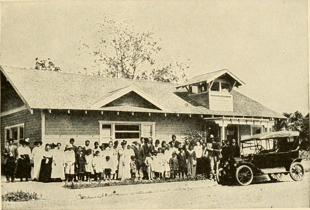 An illustration from Irrigation and religion; a study of religious and social conditions in two California counties, 1922, leaf 106