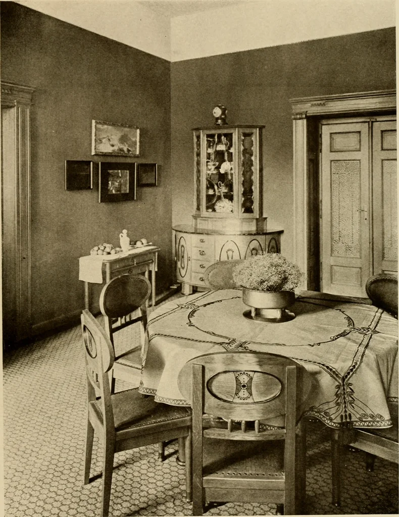 An illustration from Jan Kotera, 1922, leaf 24