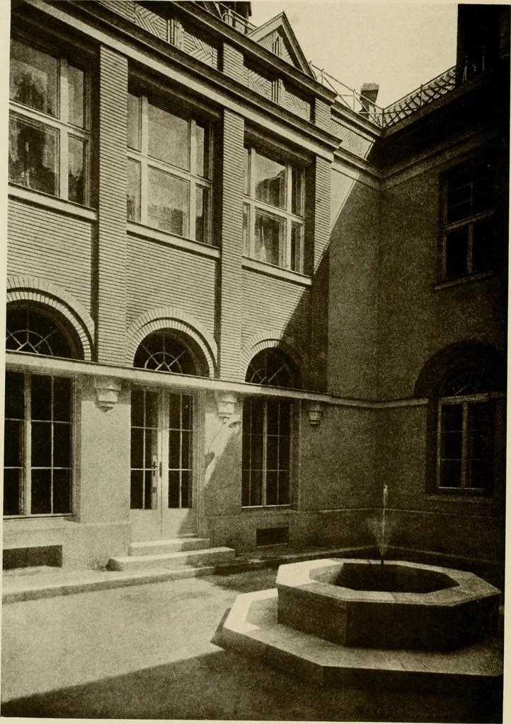 An illustration from Jan Kotera, 1922, leaf 45