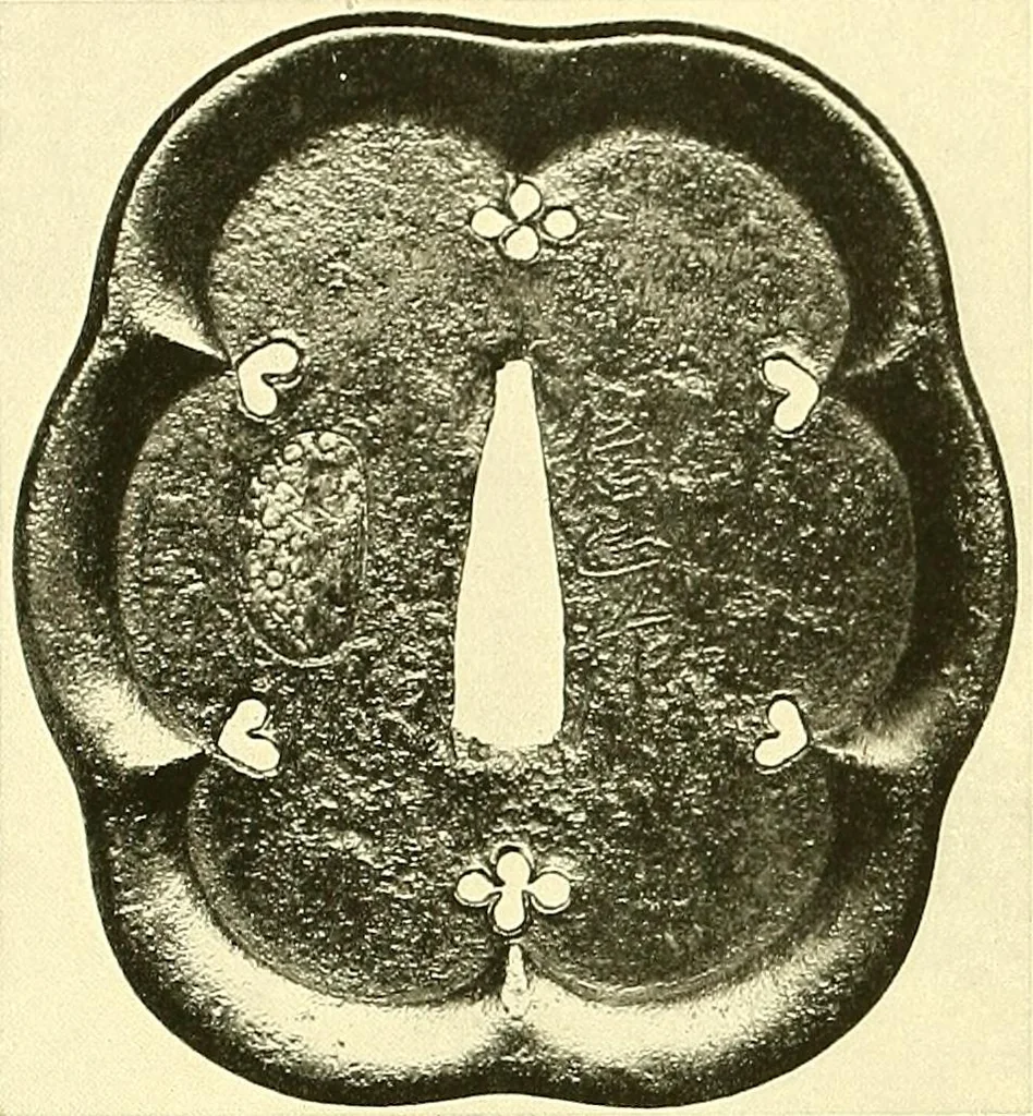 An illustration from Japanische Stichblätter und Schwertzieraten : Sammlung Georg Oeder, Düsseldorf : [Katalog], 1916, leaf 43