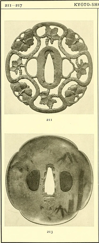 An illustration from Japanische Stichblätter und Schwertzieraten : Sammlung Georg Oeder, Düsseldorf : [Katalog], 1916, leaf 49