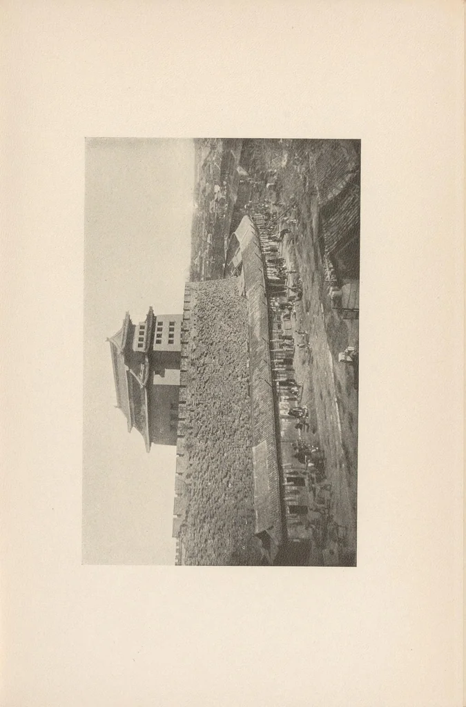 An illustration from Japan, its history, arts, and literature, 1901, leaf 55