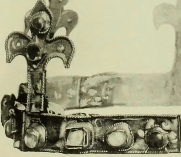 An illustration from Jewellery, 1908, leaf 192