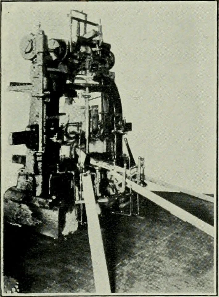 An illustration from Journal, 1917, leaf 216