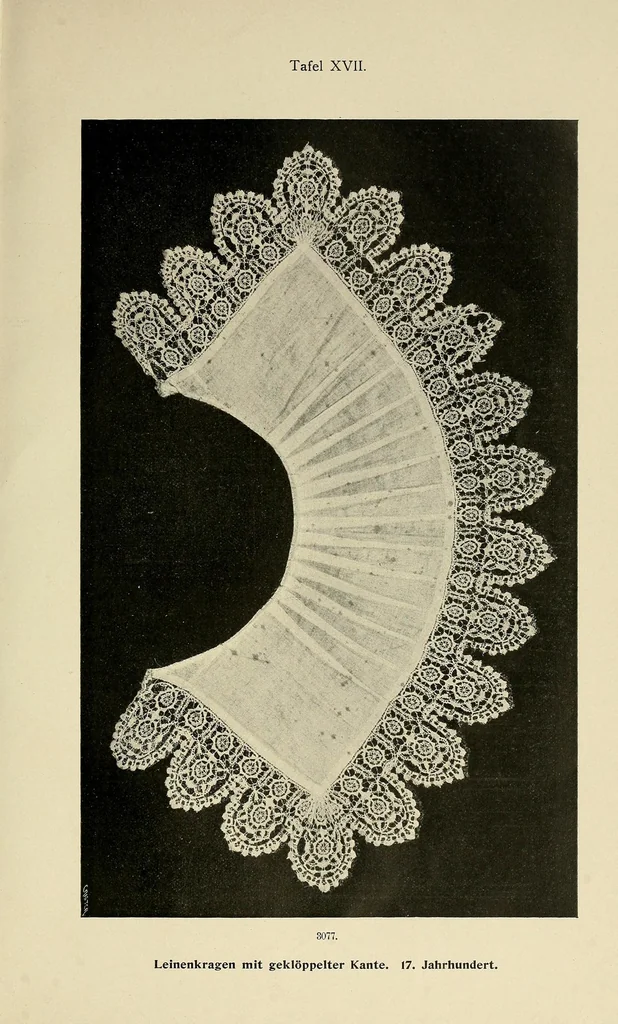An illustration from Katalog der Gewebesammlung des Germanischen Nationalmuseum .., 1896, leaf 111
