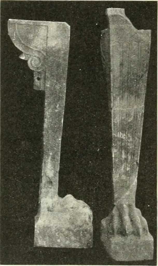 An illustration from Katalogos tou Mouseiou Lykosouras, 1911, leaf 65