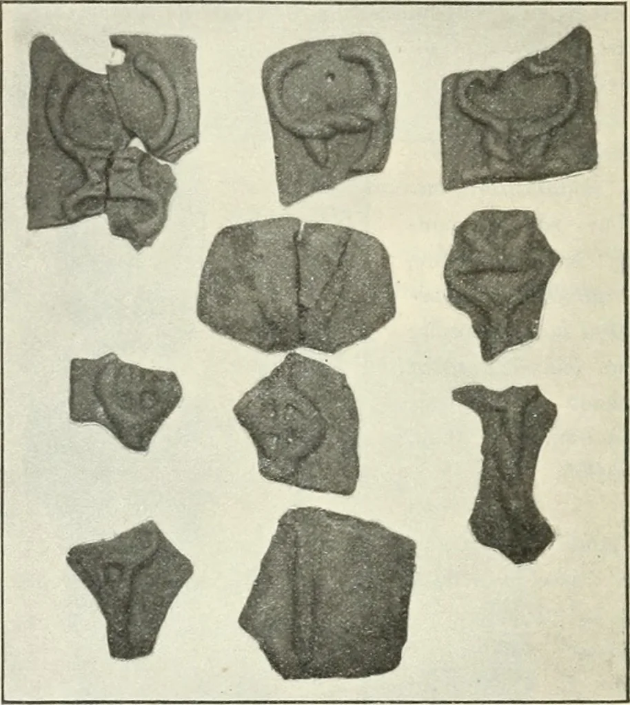 An illustration from Katalogos tou Mouseiou Lykosouras, 1911, leaf 73