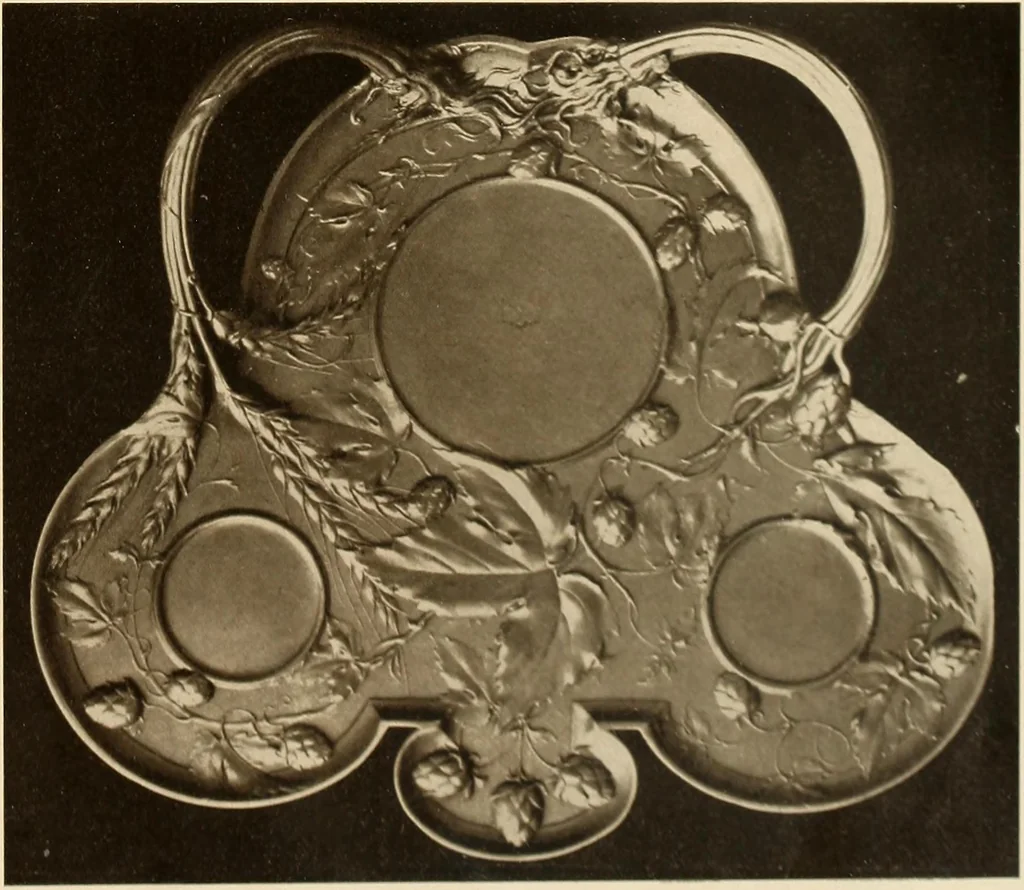 An illustration from Keramic studio, 1899, leaf 142