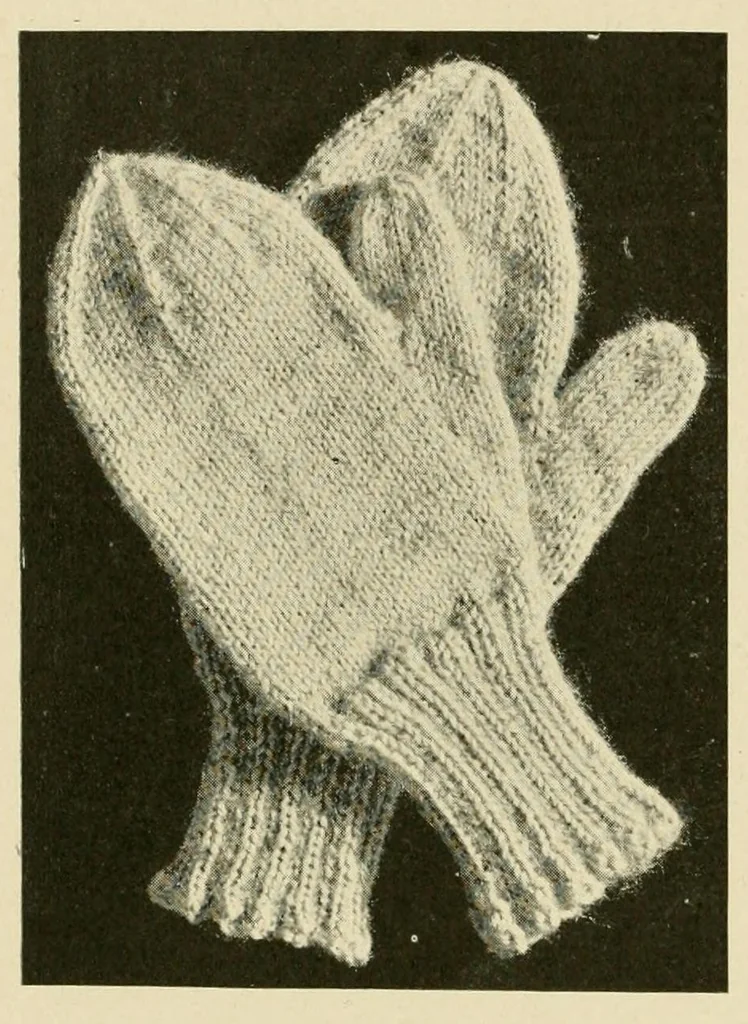 An illustration from Khaki knitting book, 1917, leaf 44