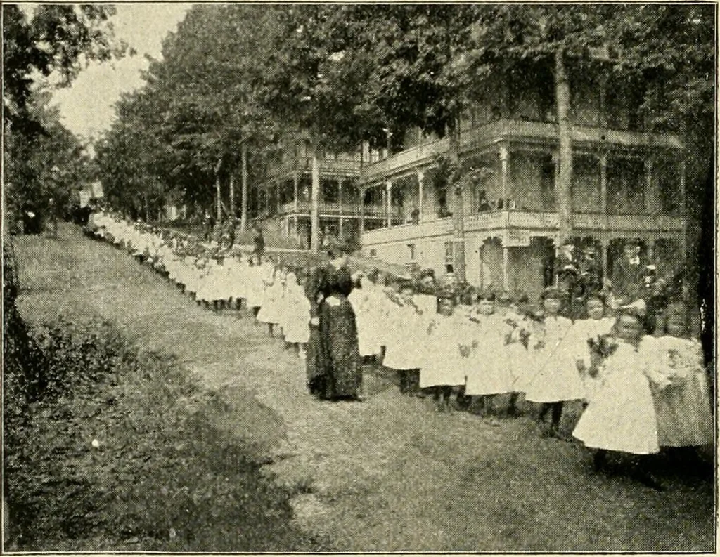 An illustration from The Kindergarten magazine, 1891, leaf 713