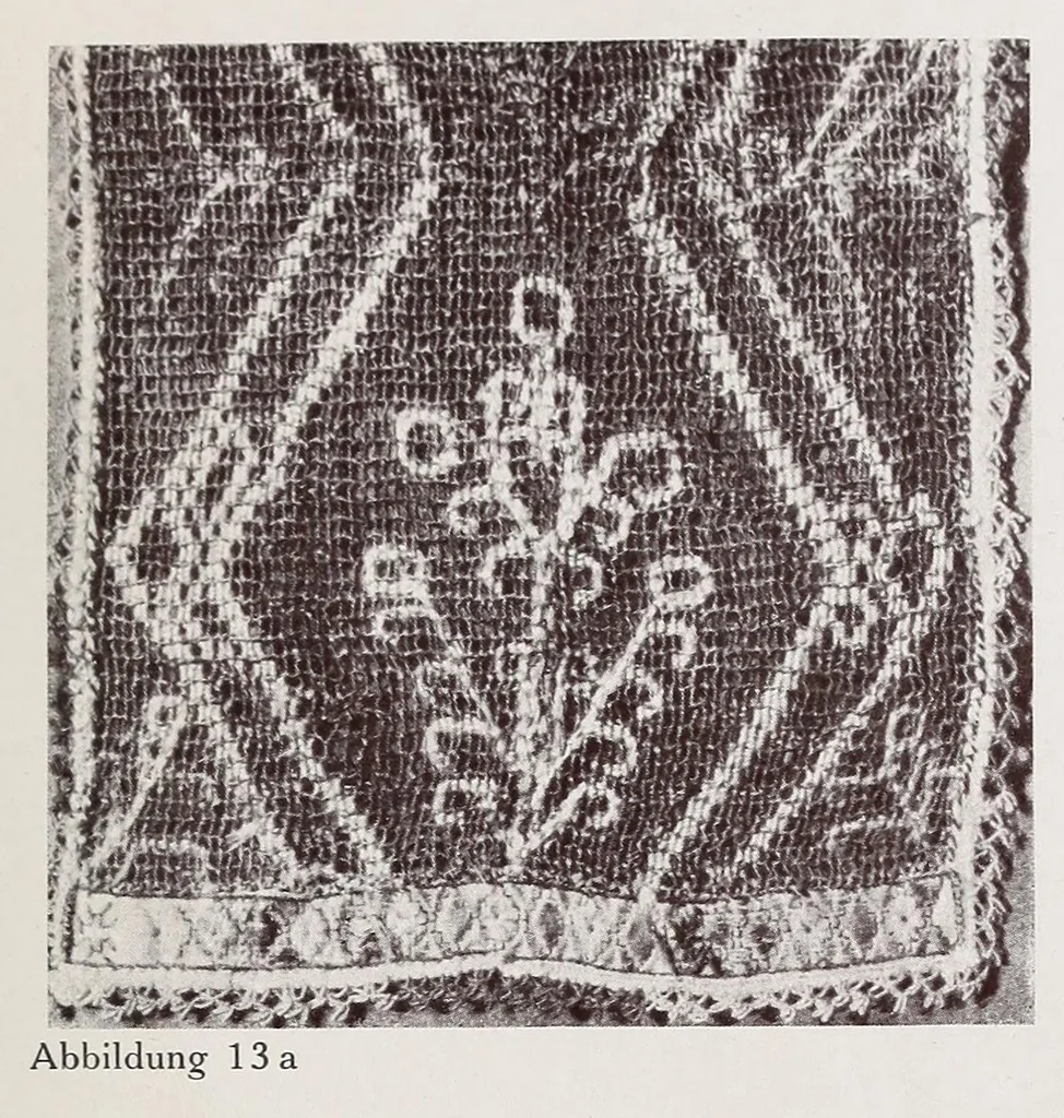 An illustration from Kleinasiatische stickereien, 1911, leaf 87