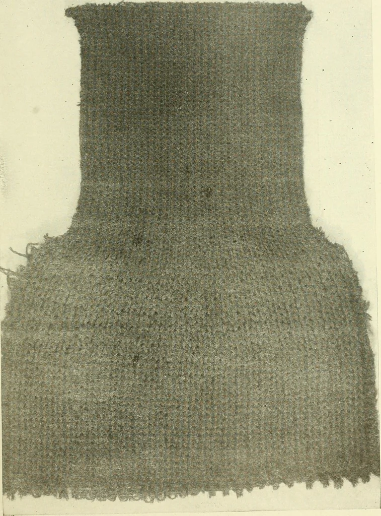 An illustration from Knitting; a manual of practical instruction in the mechanical details of all types of knitting machinery, their operation, adjustment, and care, 1909, leaf 188
