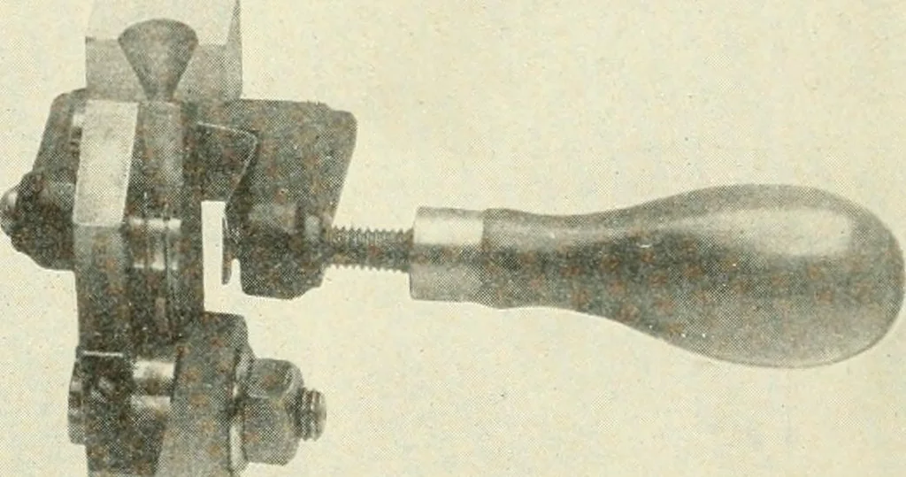 An illustration from Knitting; a manual of practical instruction in the mechanical details of all types of knitting machinery, their operation, adjustment, and care, 1909, leaf 45
