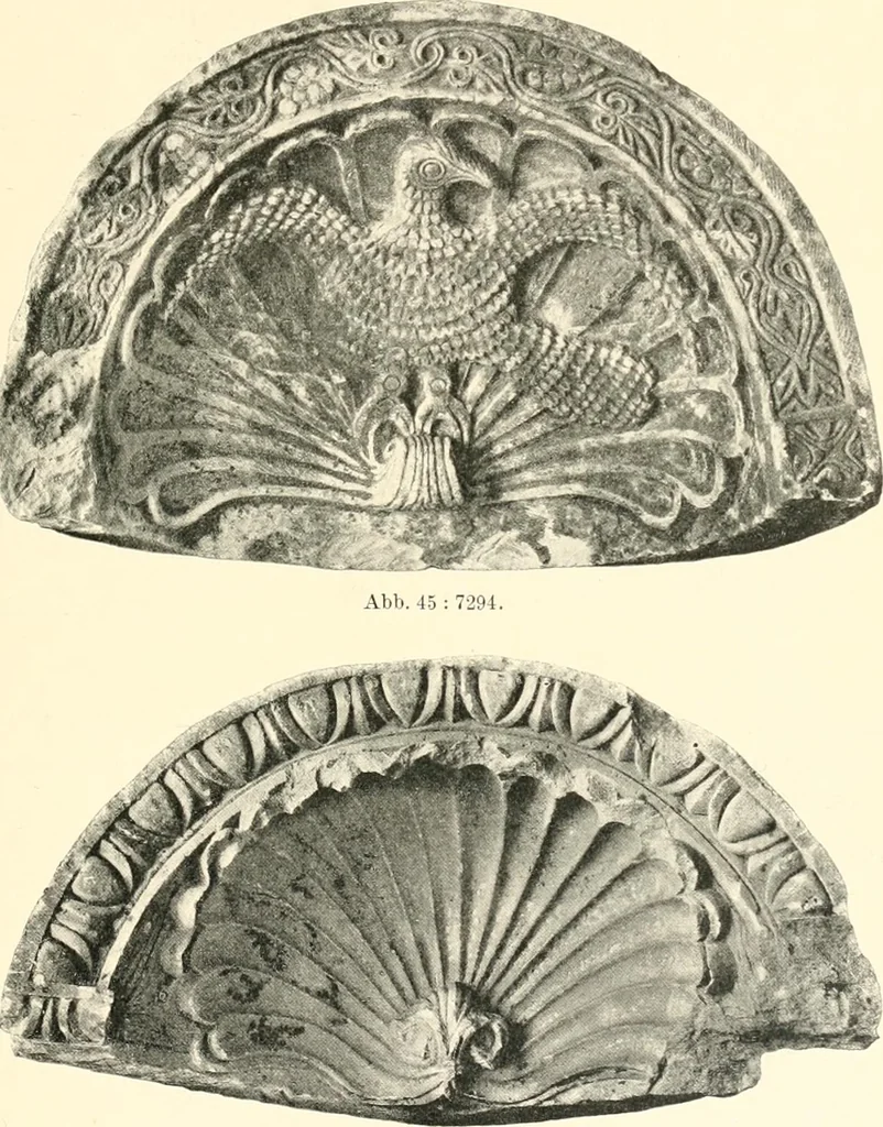 An illustration from Koptische Kunst, 1904, leaf 74