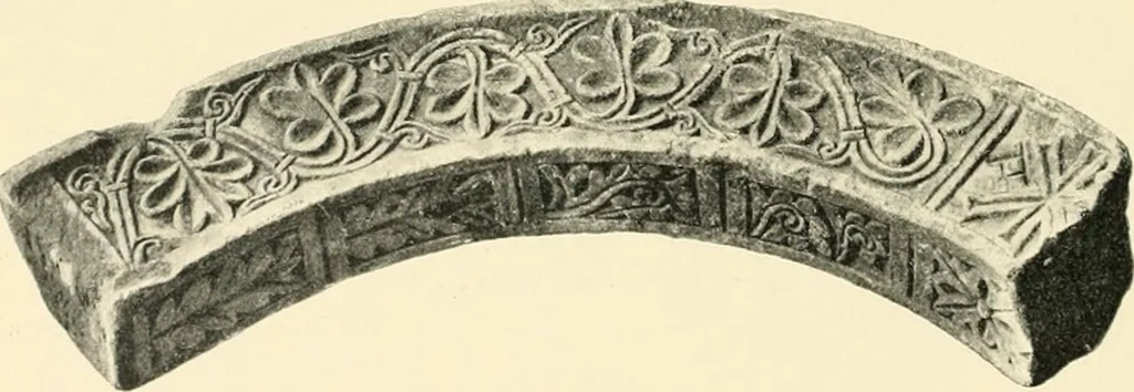 An illustration from Koptische Kunst, 1904, leaf 95