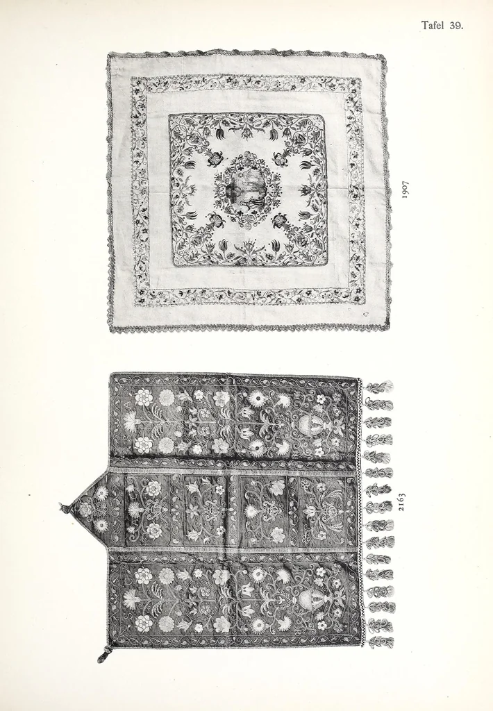 An illustration from Kunstbesitz eines bekannten Norddeutschen Sammlers. Abteilung I, Textilien, 1909, leaf 199