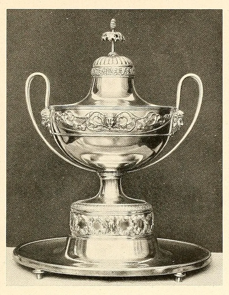 An illustration from Kunst und Kultur des 18. Jahrhunderts in Deutschland, 1922, leaf 379