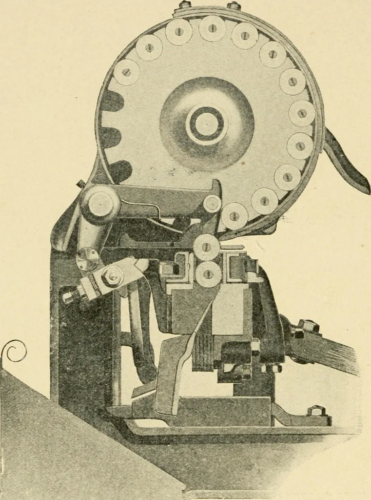 An illustration from Labor-saving looms : a brief treatise on plain weaving and the recent improvements in that line, with special reference to the Northrup looms manufactured by Draper company, Hopedale, Mass., U. S. A., 1904, leaf 61