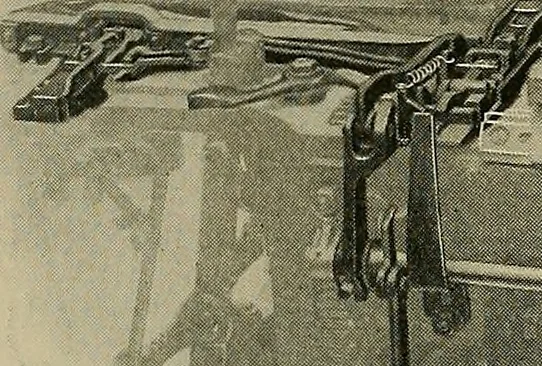 An illustration from Labor-saving looms, 1907, leaf 79