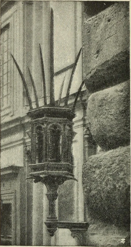 An illustration from La casa fiorentina e i suoi arredi nei secoli XIV e XV, 1908, leaf 107