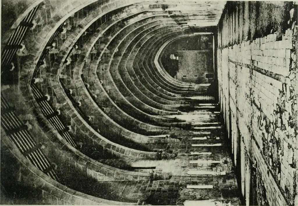 An illustration from La casas de religiosos en Cataluña durante el primer tercio del siglo 19, 1906, leaf 318