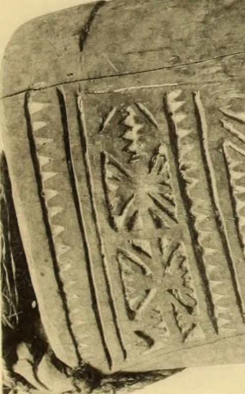 An illustration from La décoration primitive : Océanie, 1922, leaf 30
