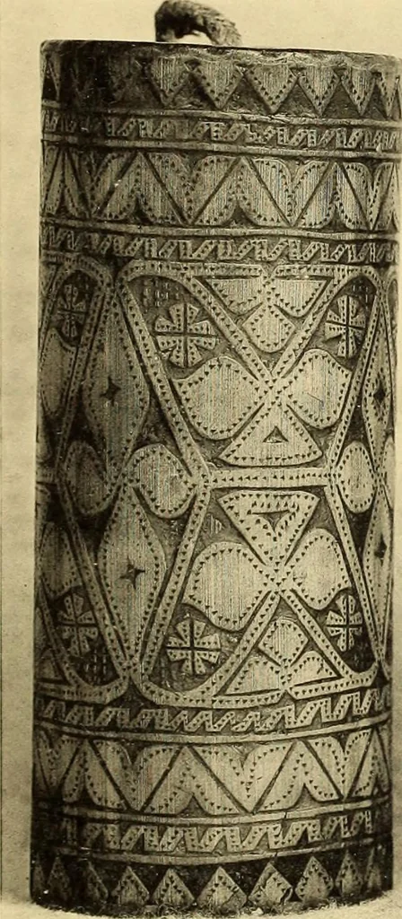 An illustration from La décoration primitive : Océanie, 1922, leaf 56