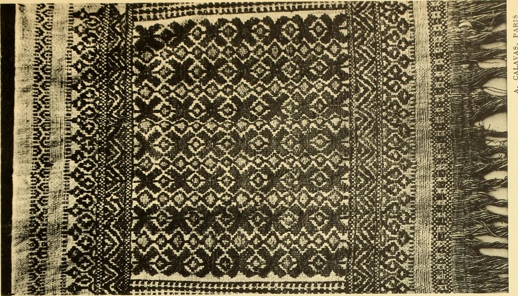 An illustration from La décoration primitive : Océanie, 1922, leaf 76