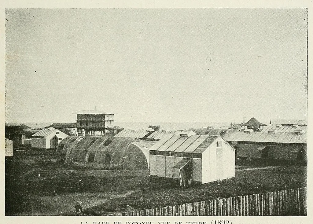 An illustration from La marine au Dahomey : campagne de "La Naiade" (1890-1892), 1901, leaf 309