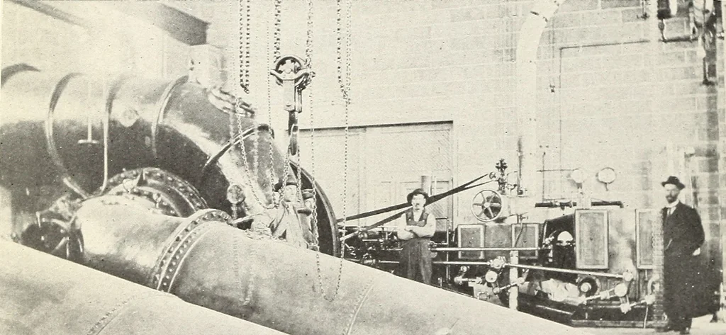 An illustration from Land drainage by means of pumps, 1915, leaf 43