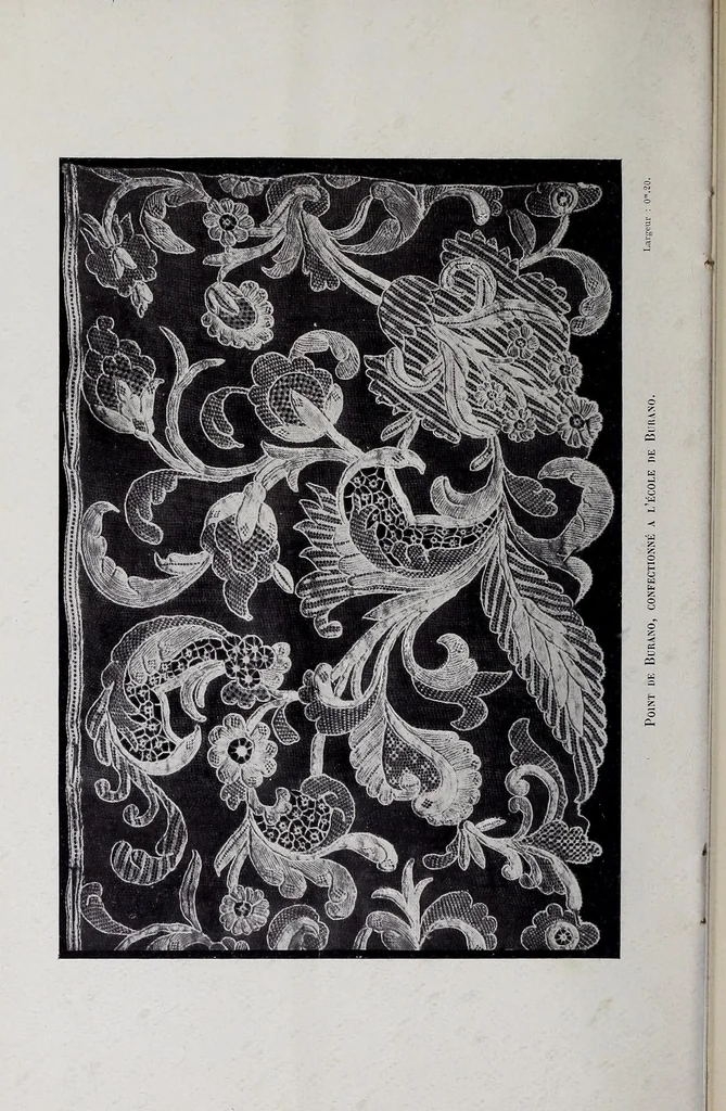 An illustration from La restauration de la dentelle a Venise et l'école de Burano, 1902, leaf 22