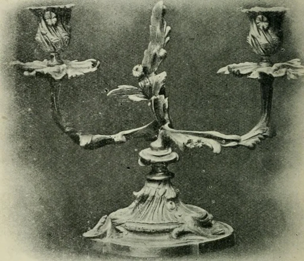 An illustration from L'art de reconnaître les styles : les styles régence et Louis XV, 1912, leaf 173