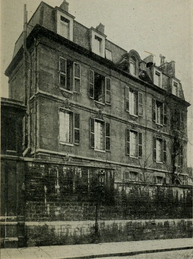 An illustration from L'art de reconnaître les styles : les styles régence et Louis XV, 1912, leaf 196
